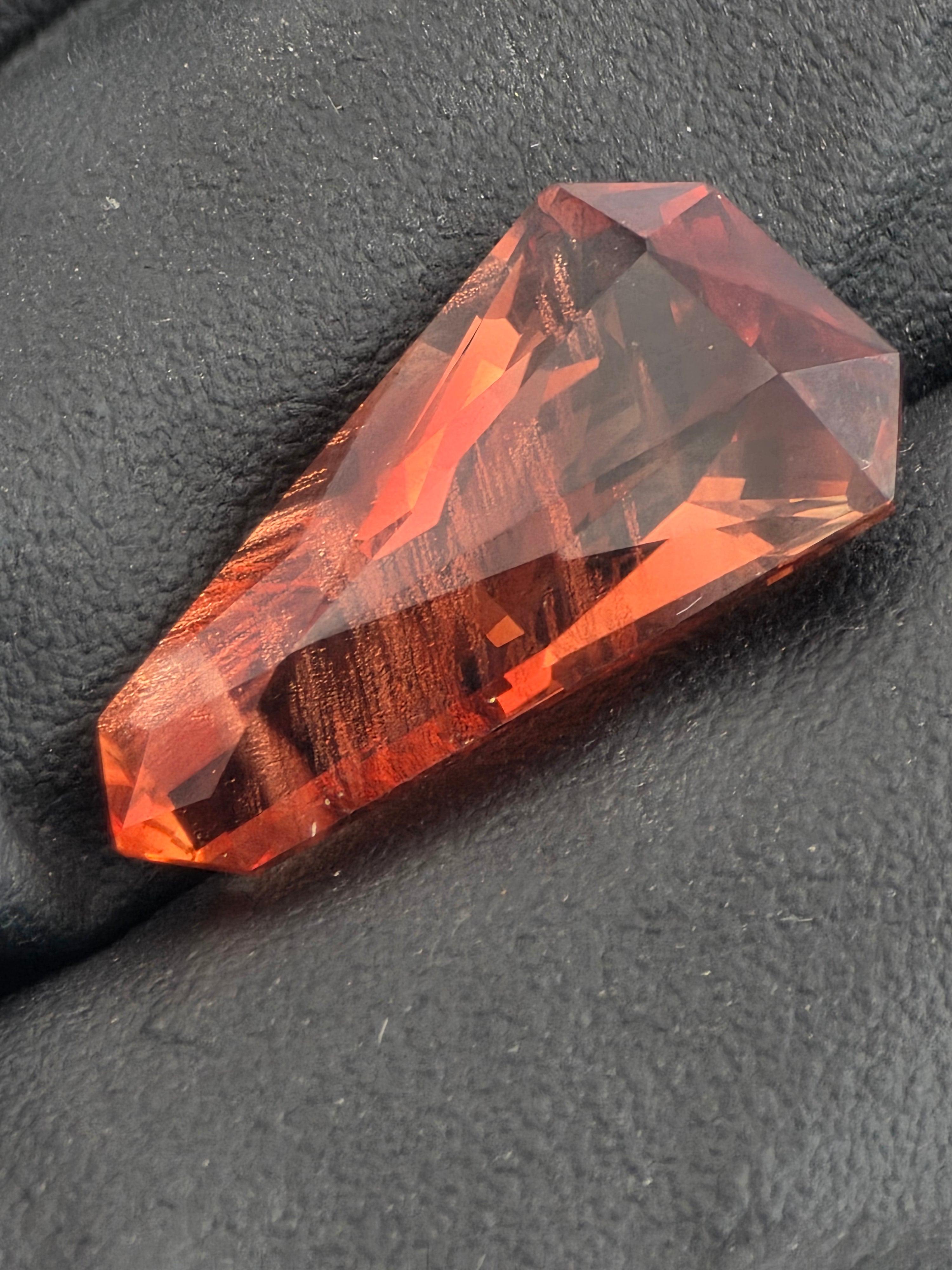 Oregon Sunstone Kite 7.7 ct Fire Orange/Red 11×20 a12